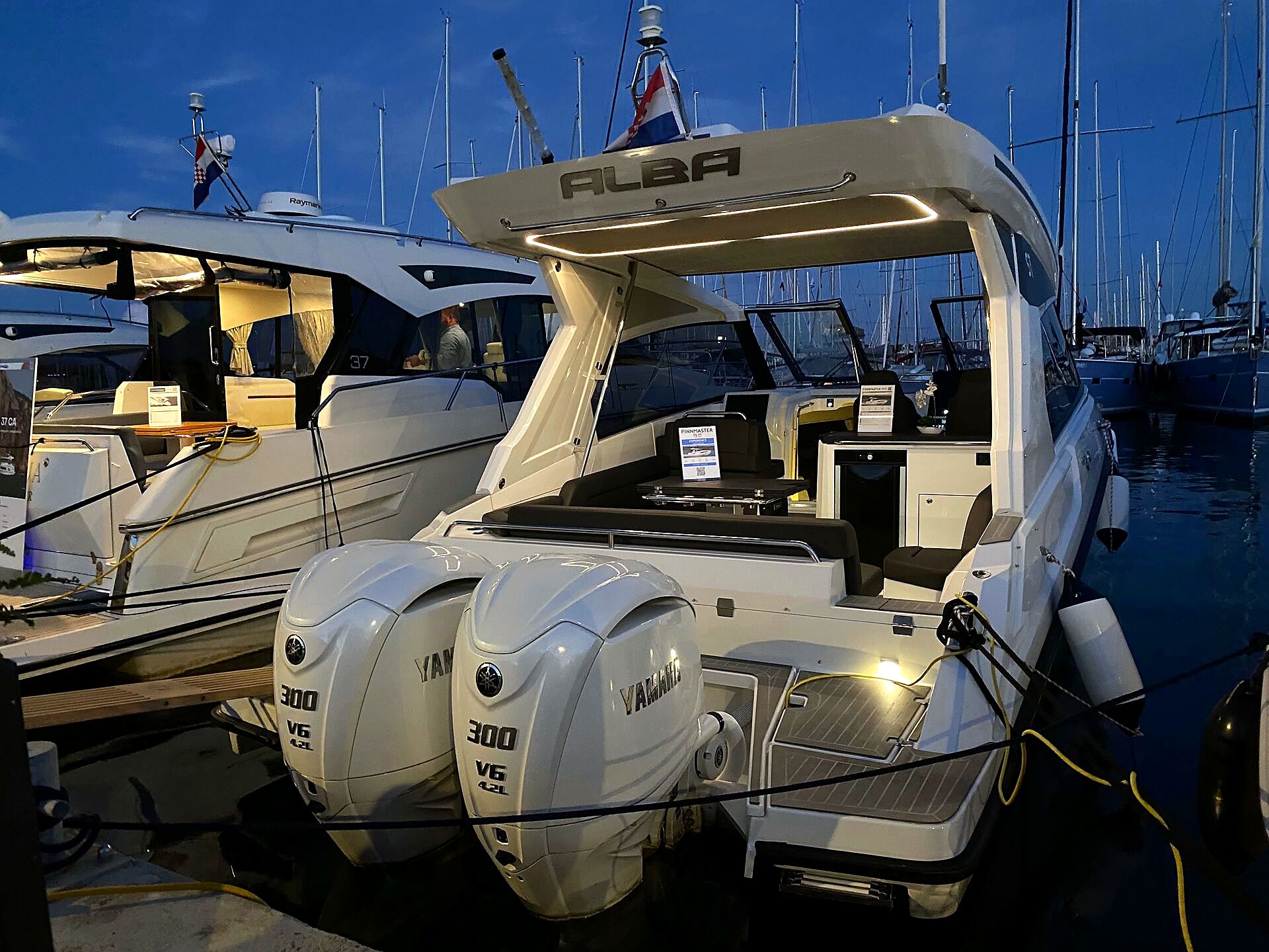 Twin Yamaha 300hp V6 outboard engines